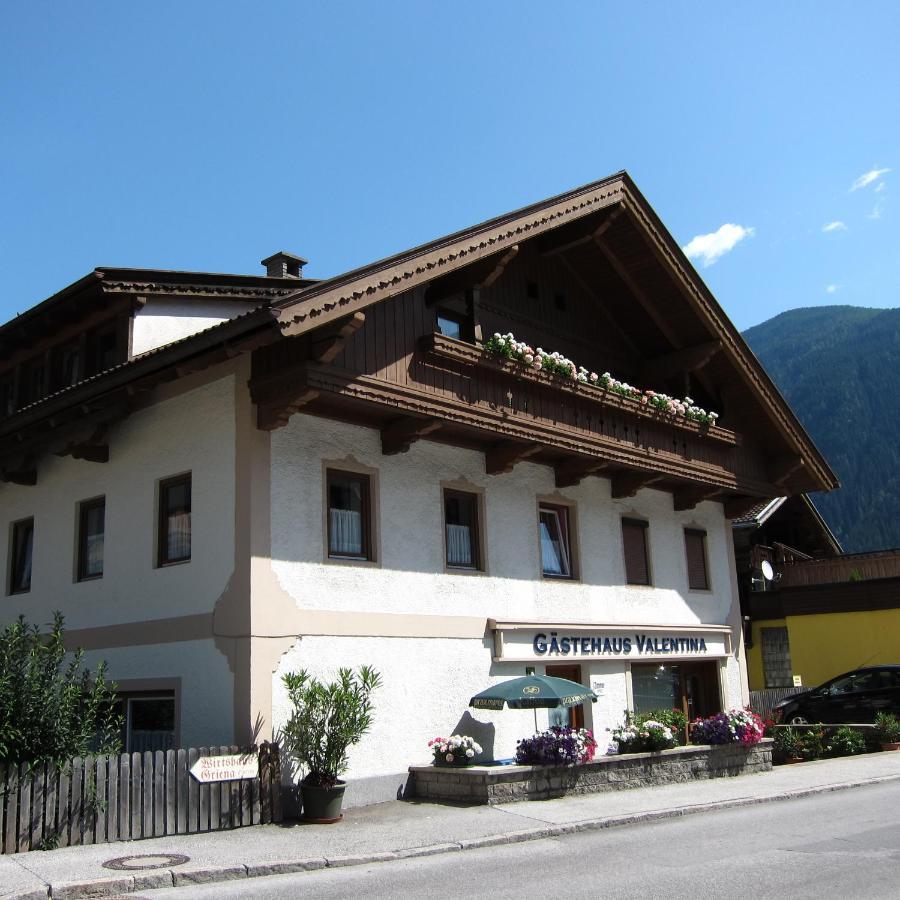 Gaestehaus Valentina Mayrhofen Exterior photo